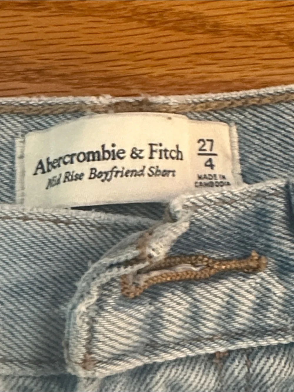 Abercrombie & Fitch Light Blue Distressed Jean Shorts Sz 4 with Bonus Crop Top M